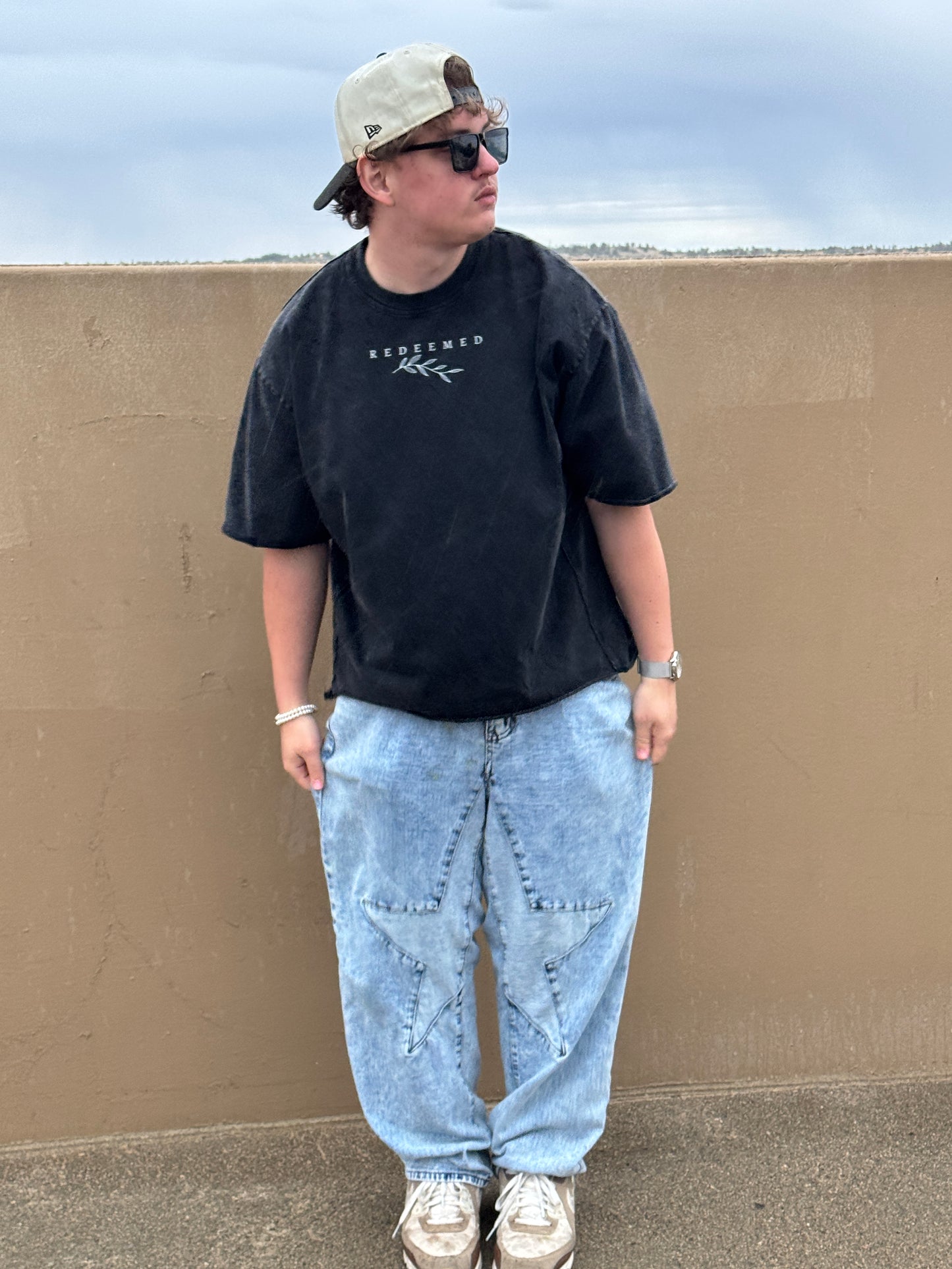 Raw Edge Snow Washed Flora REBOOT